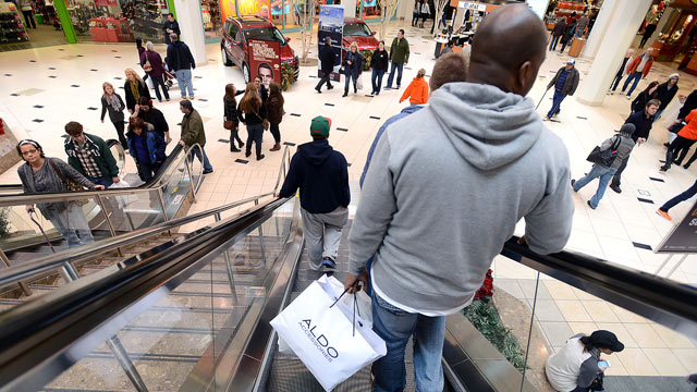 PHOTO: If youre still shopping for Christmas gifts, here are some tips for you.