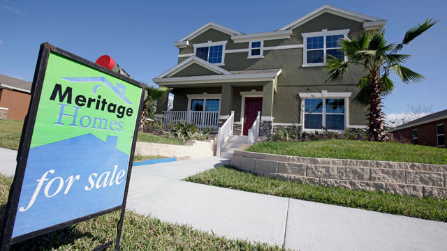 PHOTO: This Dec. 20, 2011 photo, shows a new home for sale in Winter Garden, Fla. U.S. home prices fell in most major cities for the second straight month.