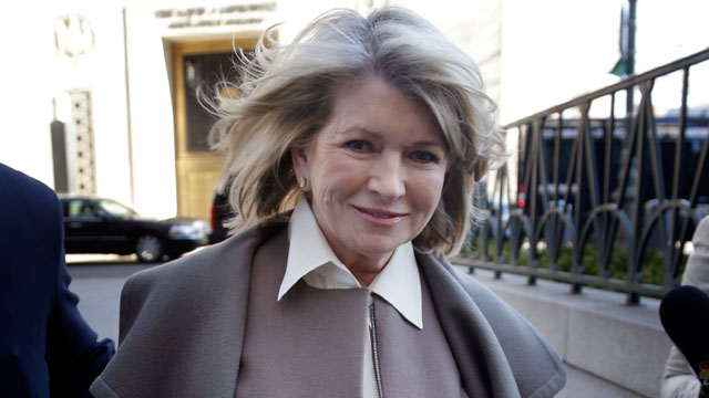 PHOTO: Martha Stewart arrives at New York State Supreme Court in New York, March 5, 2013.