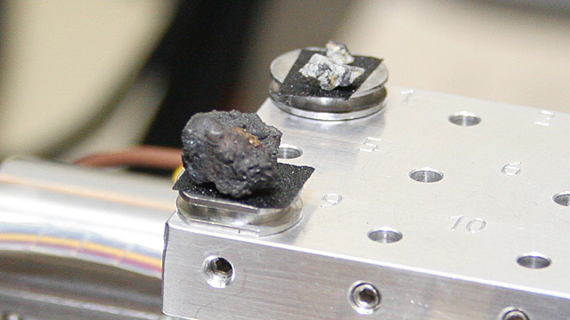 PHOTO: Pieces of meteorite