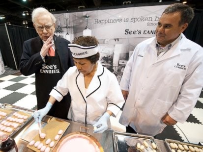 Photos: Warren Buffett See's Candies Tour Sold for $156,000 | 15 Mi...