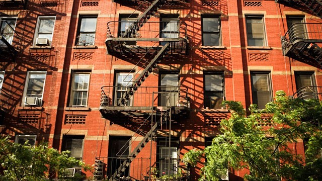 PHOTO: Only 34 percent of American renters have renters insurance.