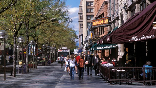 PHOTO: Denver is the most friendly city to employees of small business, according to a new ranking by CardHub.