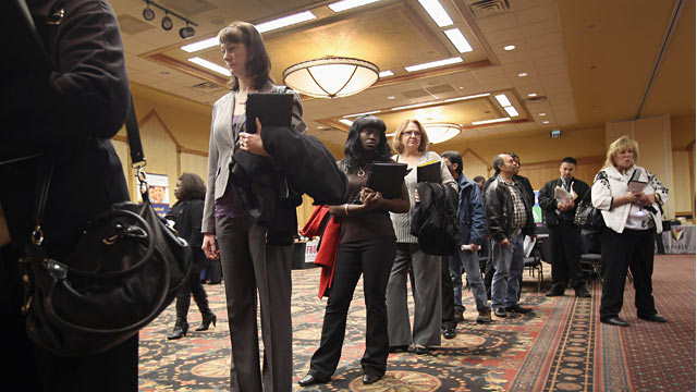 PHOTO: People in line at job fair