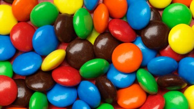 PHOTO: Blue M&Ms contain blue 2.