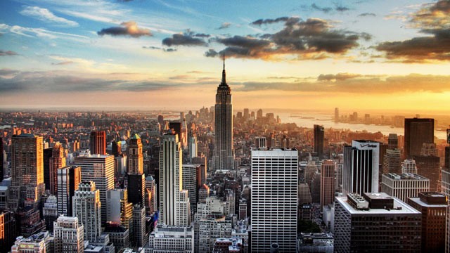 PHOTO: New York City is one of the top cities post-graduates want to move to, according to a new study.