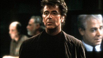 PHOTO: Al Pacino Stars As "60 Minutes" Producer Lowell Bergman In Touchstone Drama "The Insider".