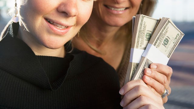 PHOTO: Gallup poll shows 69% of Americans think they are better off financially than their parents whey they were the same age.