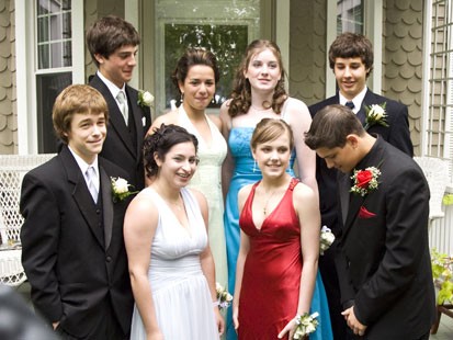 gty_prom_nt_130426_ms.jpg