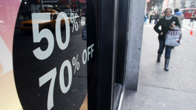 PHOTO: Sale sign