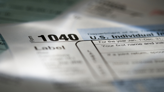 PHOTO: 1040 tax forms