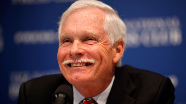 PHOTO: Turner Enterprises CEO Ted Turner address the Newsmaker Luncheon on renewable and alternative energy at the National Press Club April 19, 2011 in Washington, DC.