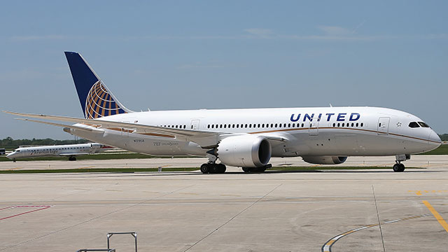 PHOTO: A United Airlines Boeing 787 Dreamliner (not pictured) made an emergency landing in Houston on June 23, 2013.