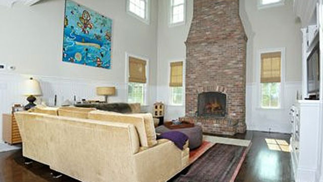 PHOTO: 21 North St. Greenwich, CT 06830