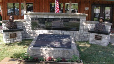 PHOTO: Tomb of the Unknown Soldier & Peace Memorial in Garryowen, Montana