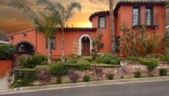 'Parks and Rec' Star Buys Home