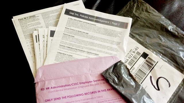 PHOTO: Banana Republic mistakenly sent a customer confidential employee papers instead of products ordered online.