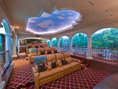 Photos: Barry Bonds' Sprawling L.A. Mansion Listed for $23.5M