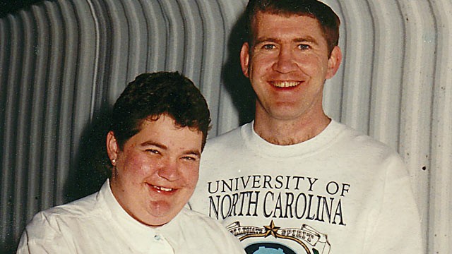 PHOTO: Cindi Davis, pictured with her husband on their wedding day, is fighting breast cancer and to keep her home, which Wells Fargo is expected to foreclose this year.
