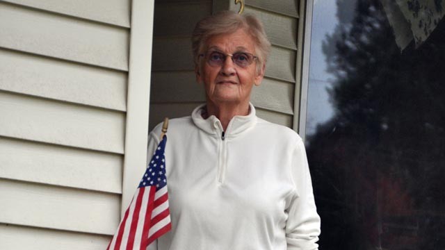 PHOTO: Delores "Dee" Dingman said a bank error may lead to her losing her home in Tualatin, Ore.