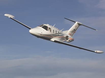 The Eclipse 500 in Flight (Courtesy of Eclipse Aviation)