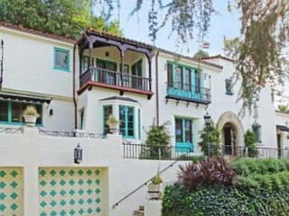 Photos: Gwen Stefani's Old Home Up for Sale