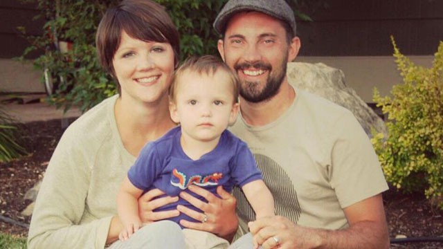 PHOTO: Jonathan and Beth Hankins discovered their home was a former meth lab.