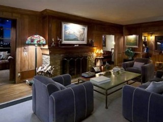 Photos: Jane Fonda, Boyfriend Sell LA Home