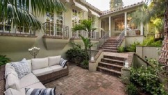 PHOTO: Actress, director and producer Jodie Foster has listed her Hollywood Hills home on the market for $6.399 million.