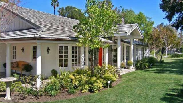 PHOTO: Jonah Hill's Tarzana home