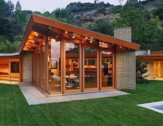 Katy Perry Buys Home