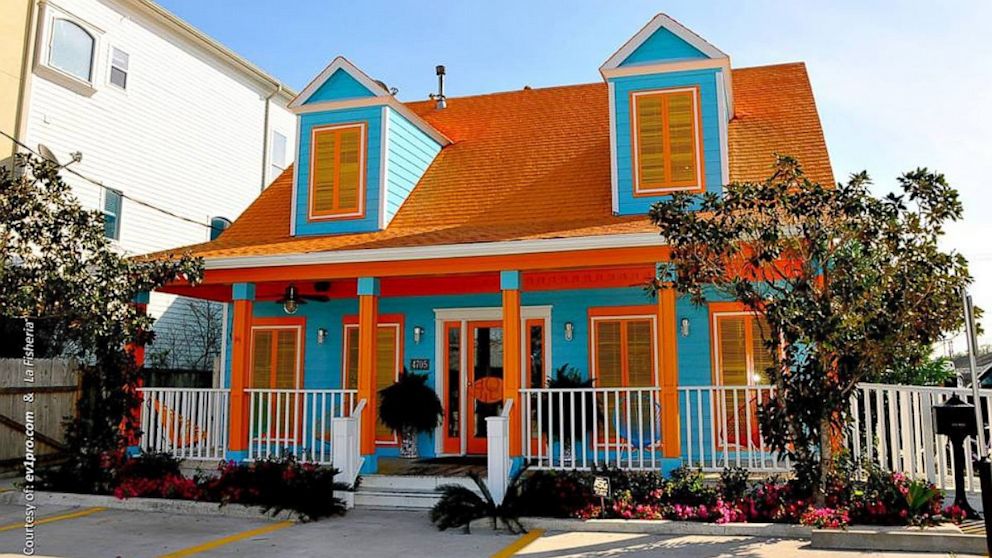 PHOTO: La Fisheria, a restaurant in Houston, Texas seen here in this undated photo from their Facebook page, has a new rule of no children under the age of 8 dining after 7pm.