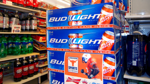PHOTO Anheuser-Busch new customized beer can colors mimic the school colors of 26 universities