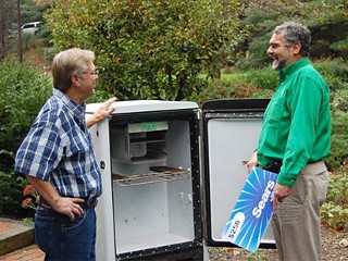 Man's Working 1938 Fridge Wins Contest