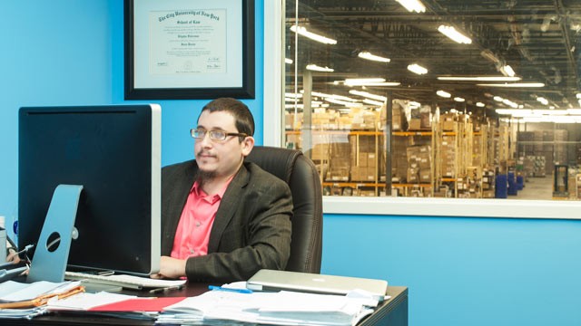 PHOTO: Eli Federman in Miami offices of 1saleaday.com, which thinks it has solved its social media problem.