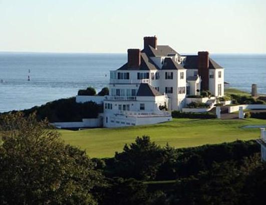 Taylor Swift Buys R.I. Mansion