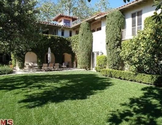 Tom Hanks Lists in Pacific Palisades