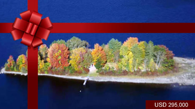 PHOTO: Underwood Island, Connecticut ? USD$ 295,000
<p>
Underwood Island sits in beautiful Coventry lake in Northeastern Connecticut, with over 2000 feet of shoreline on one of the cleanest lakes in Connecticut. Its house has southernly exposure, and has b