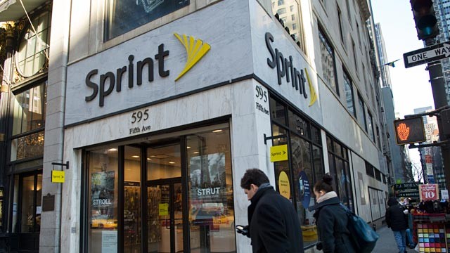 PHOTO: Sprint store