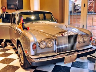 Photos: Princess Di's Rolls on Block