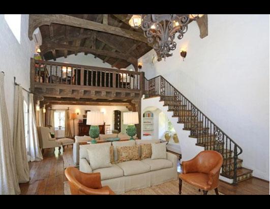 Reese Witherspoon Cuts Home Price