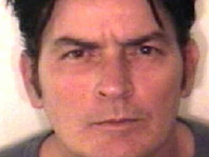 VIDEO: 911 call that lead to Charlie Sheens arrest