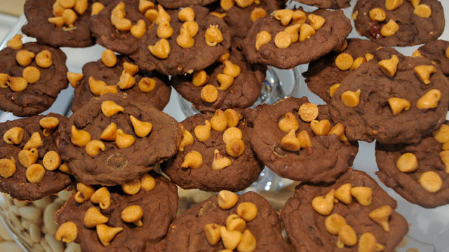 PHOTO: Shown here, in this file photo, are Chef Rocco DiSpirito's chocolate peanut butter and jelly cookies.