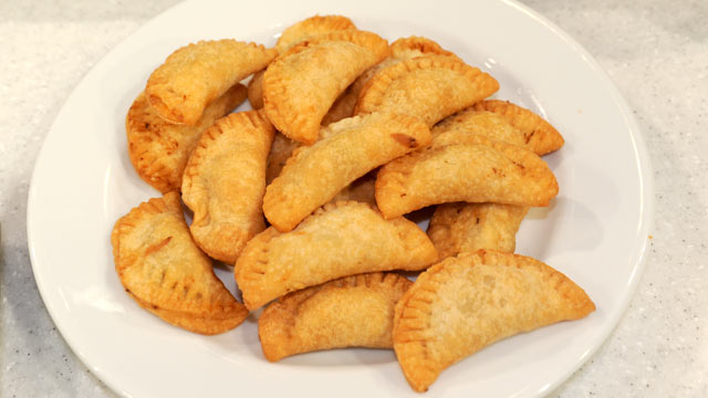 PHOTO: Clinton Kelly's mini pot pie recipe is shown here.