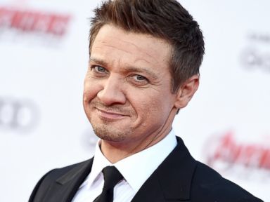 WATCH: Jeremy Renner breaks arm on set