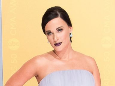 2 Country Stars Announce Engagements and 1 Reveals She's Pregnant