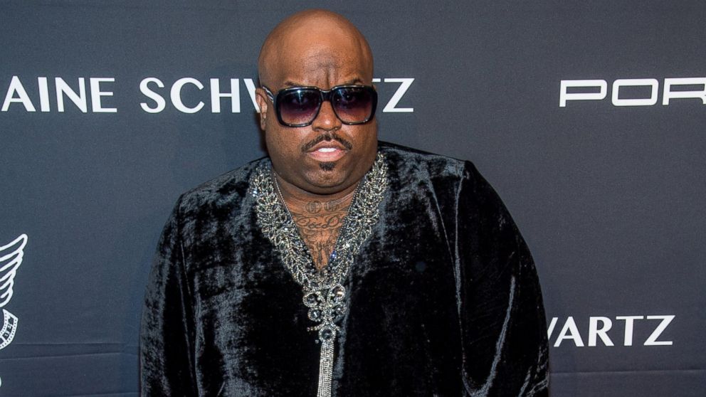 CeeLo Green's cell phone explodes in his face