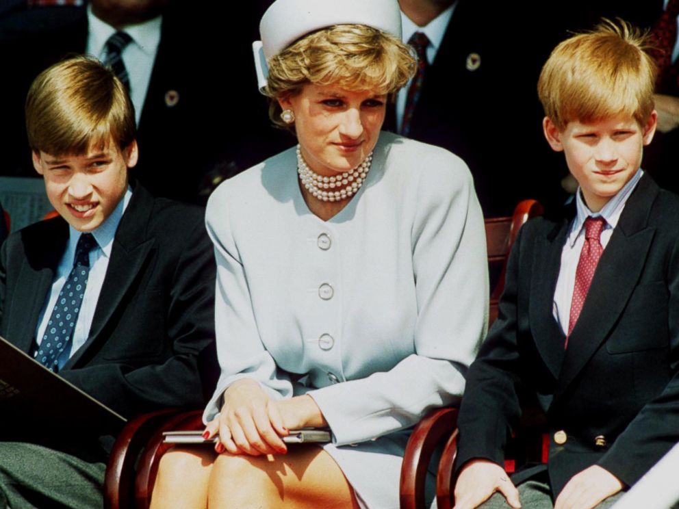 PHOTO: Princess Diana, Princess of Wales and her sons Prince William and Prince Harry attend the Heads of State VE Remembrance Service in Hyde Park, May 7, 1995 in London, England.