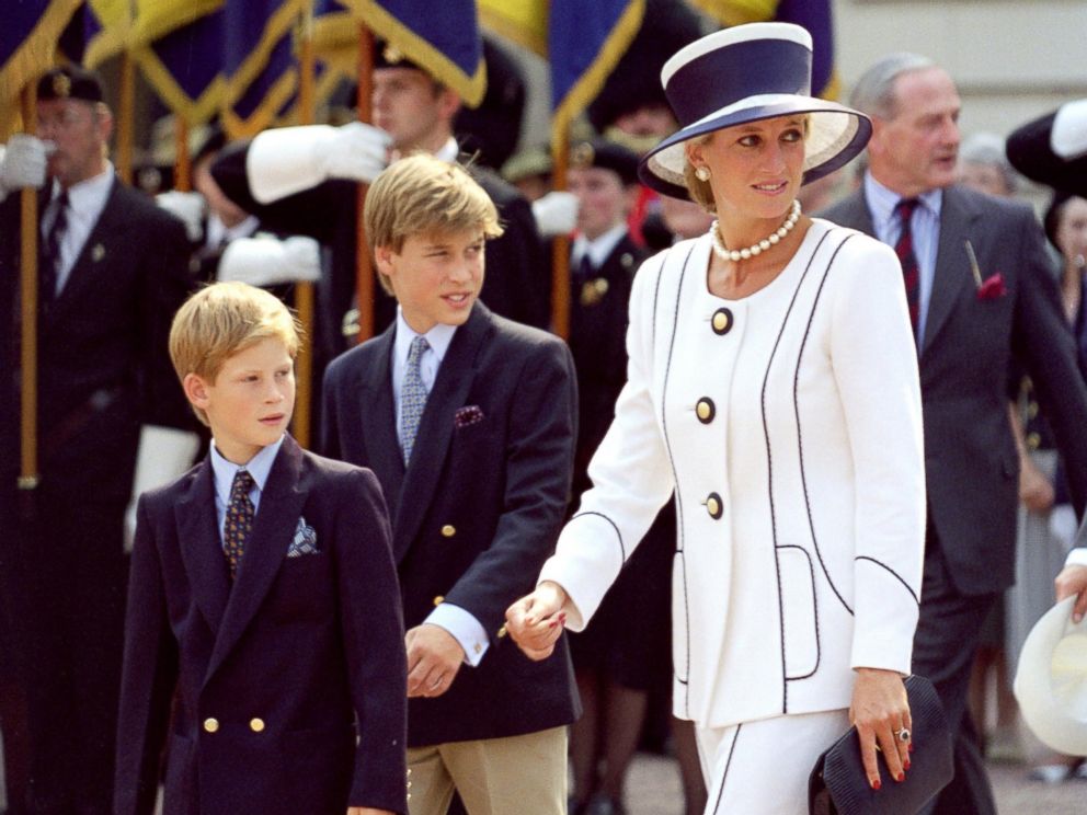 PHOTO: Diana, Princess of Wales and Princes William and Harry attend an event In London on Aug, 19, 1995.