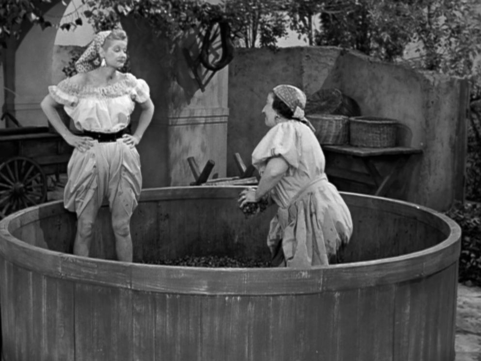 I Love Lucy Turns 65 Unforgettable Episodes From Tvs Iconic Comedy Abc News 5223